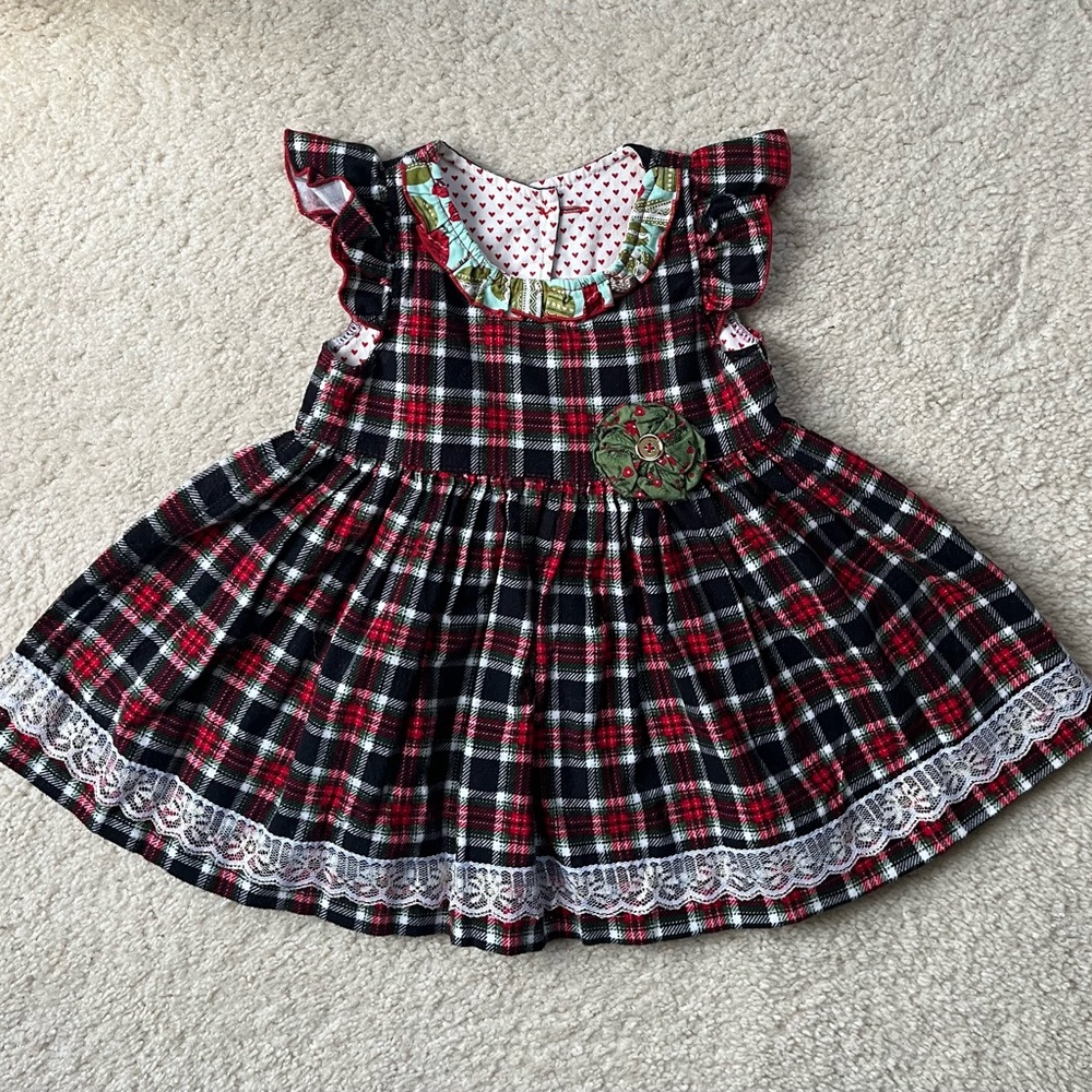 Matilda Jane Platinum size 4 Melsa top with broach 2/10.